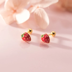 Orecchini a lobo a fragola in argento S925 con smalto rosso e verde, finitura dorata