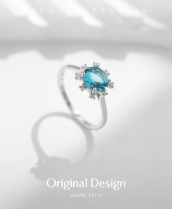 Macro de bague en argent S925 avec pierre paraiba bleue et diamants étincelants