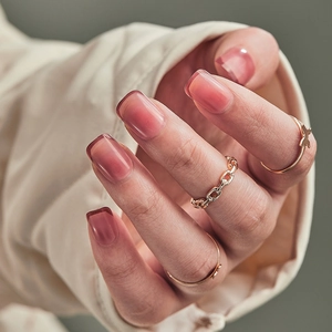 Faux Ongles Press On French Blush Ombre Courts Carrés Gelée Brillants Élégants Pour Femmes