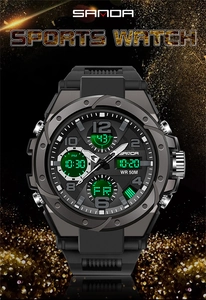 Dettaglio dell'orologio SANDA a doppio display con retroilluminazione verde e impermeabile 50M