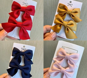 Set of four colors of elegant satin double-layered bow hair clips for girls