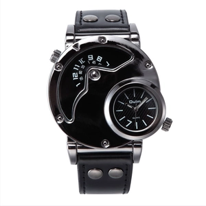 Montre homme Oulm tendance double fuseau horaire boîtier asymétrique et bracelet cuir à rivets