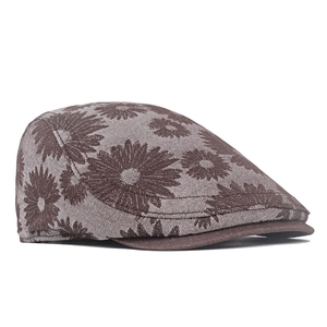 Retro denim beret with daisy floral jacquard pattern in dark brown and beige tones