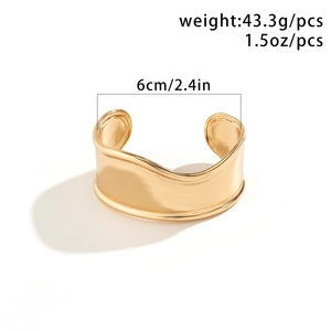 Polished gold irregular wave bangle with 6cm width and 43.3g weight measurement details