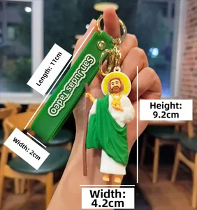 Détail montrant les dimensions du porte-clés San Judas Tadeo avec sangle en PVC vert
