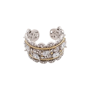 Luxurious open ring with zircon floral hollow pattern and two-tone vintage finish