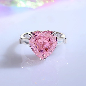 Luxurious S925 sterling silver heart-shaped ring with a large pink center stone