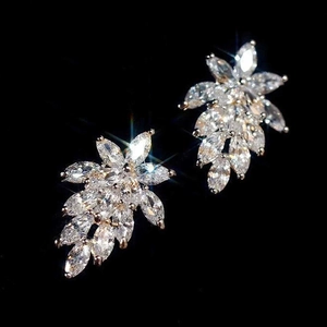 Elegant marquise cut zircon leaf earrings with sparkling silver finish in cluster design