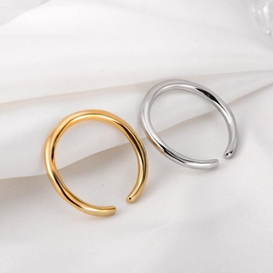 Anillos abiertos minimalistas de plata S925 con diseño ondulado en color oro y plata