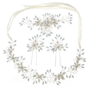 Set accessori capelli sposa in argento con opali azzurri, strass e decorazioni floreali