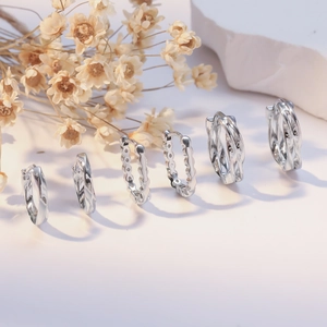 Fashion Copper Silver Color Wavy Twisted Hoop Earrings With 925 Sterling Silver Earring Post Rhinestone U-Shaped Jewelry