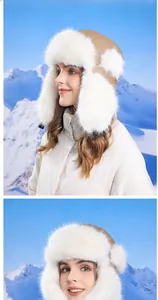 Détail du chapeau de trappeur kaki avec doublure en peluche blanche et sangle réglable