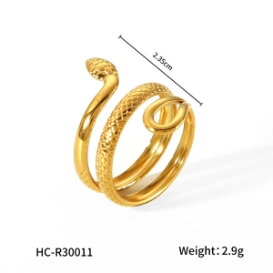 Macro detail of 18K gold stainless steel snake ring showing scale texture and measurements