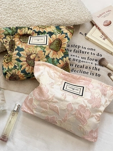 Exquisite jacquard makeup bags with sunflower and pink floral patterns for cosmetics