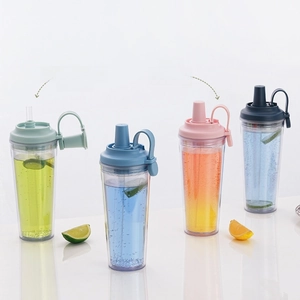 Detail of four colorful cups with 1.2cm Tritan straw for boba and magnetic handle