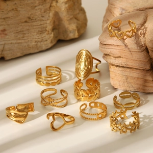10-piece gold 18K plated stainless steel ring set with heart and leaf designs