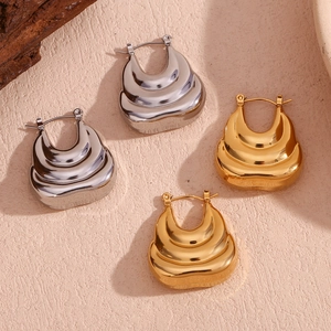 Triple Layered Wave Hoop Earrings Hollow U-Shaped 18K Gold Plated Stainless Steel Niche Fashion Jewelry For Women