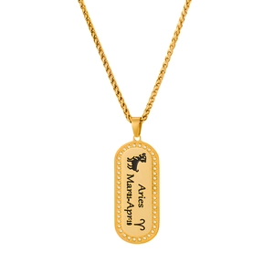 Collana con ciondolo rettangolare Ariete in acciaio dorato e catena a corda ritorta