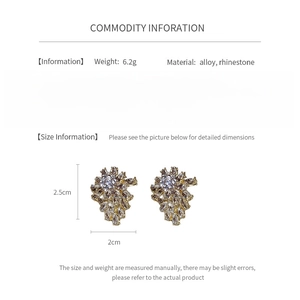 Detailed size specifications for sparkling rhinestone flower earrings with alloy material