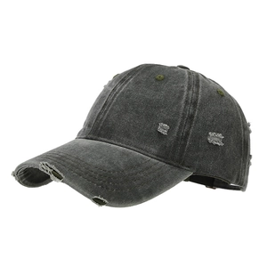 Berretto da baseball in cotone lavato antracite con dettagli vintage effetto usurato