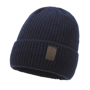 Donkerblauwe gebreide heren muts met dikke thermische voering en bruine leren patch