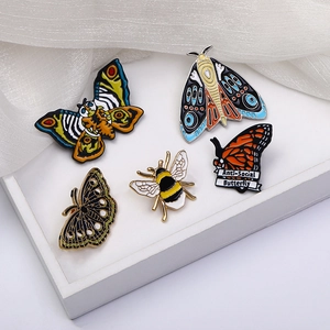 Butterfly Moth Bee Insect Enamel Brooch Pin Zinc Alloy Personalized Fashion Accessory For Clothing Bags Backpacks Gift