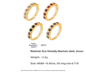 Tabella dettagliata delle taglie per anelli in titanio placcati oro 18K con zirconi
