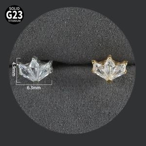 Detailed size specifications for G23 titanium stud earrings in silver and gold finish