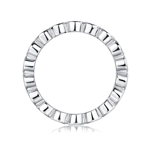 Detail of S925 silver ring featuring geometric faceted design and 18K gold plating