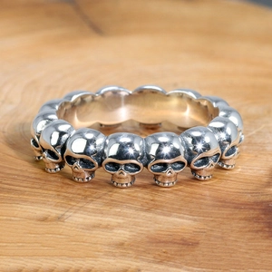 Bague tête de mort vintage en argent pour hommes et femmes avec détails punk gothique