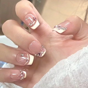 French Press On Nails Nude Pink Heart Rhinestone Artificial Pearl Bow Detachable False Nails For Women Sweet Manicure Art Decoration
