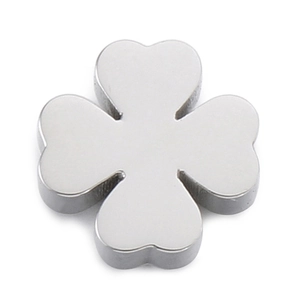 Pendentif trèfle à quatre feuilles en argent poli avec finition miroir 3D chic
