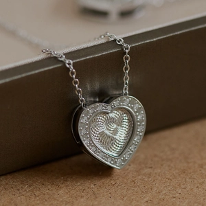 Heart Pendant Necklace Stainless Steel Zircon Pave Encrusted Radial Texture O-Chain Adjustable Women Elegant Jewelry