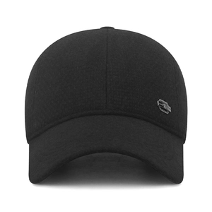 Men's winter fleece baseball cap in black wool-like texture with windproof ear protection