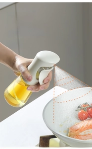 Spruzzatore olio cucina nebulizza olio sul salmone per una cottura sana e controllata