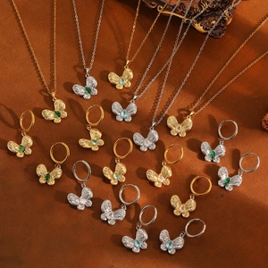 Modisches Schmetterling Schmuckset mit Kristall Halsketten und Ohrringen in Gold Silber