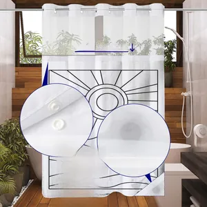 Détail du rideau de douche gaufré blanc avec doublure amovible et ourlet aimanté
