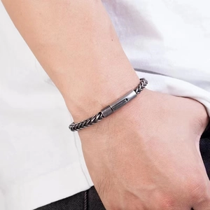 Men's retro titanium steel keel chain bracelet with rectangular buckle clasp