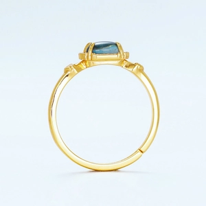 Vintage S925 silver ring with rectangular London blue topaz in a gold-plated setting