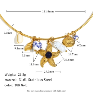 Golden stainless steel choker necklace with sea shell and starfish pendants in 18K gold
