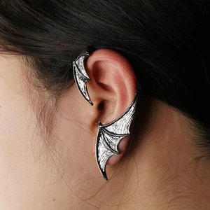 Bat Wings And Ginkgo Leaf Ear Cuffs Gothic Retro Alloy Metal Ear Clips For Men And Women Punk Style Dark Jewelry Accessories With Copper Earring Post