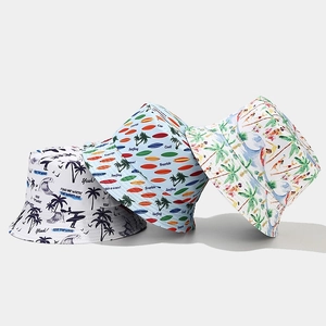Bobs réversibles avec motif de cocotiers pour les vacances à la plage et protection solaire