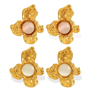 French retro gold flower earrings with pink and white cat eye stones in a 4-grid layout