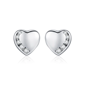 Elegant S925 sterling silver heart stud earrings with sparkling cubic zirconia inlay
