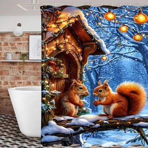 Detailansicht des Duschvorhangs mit Winterhörnchen und festlicher Wald-Illustration