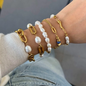 Chunky 18k gold plated chain bracelet with baroque pearls and blue bead accents