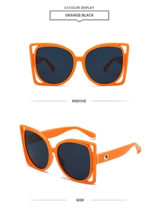 Vues détaillées de face et de profil de lunettes carrées orange avec accents en métal doré