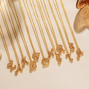 Fashion 18K Gold Plated Copper Alphabet Letter Pendant Necklace Elegant Inlaid Zirconia Initial Choker For Women Fashion Jewelry