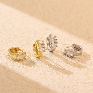 Luxurious S925 silver hoop earrings with rectangular zircon in gold and silver finish