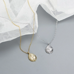 Elegant s925 silver sunburst oval pendant necklaces in gold and silver finish
